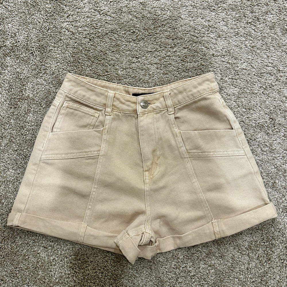 Forever 21 Beige High-Waisted Shorts